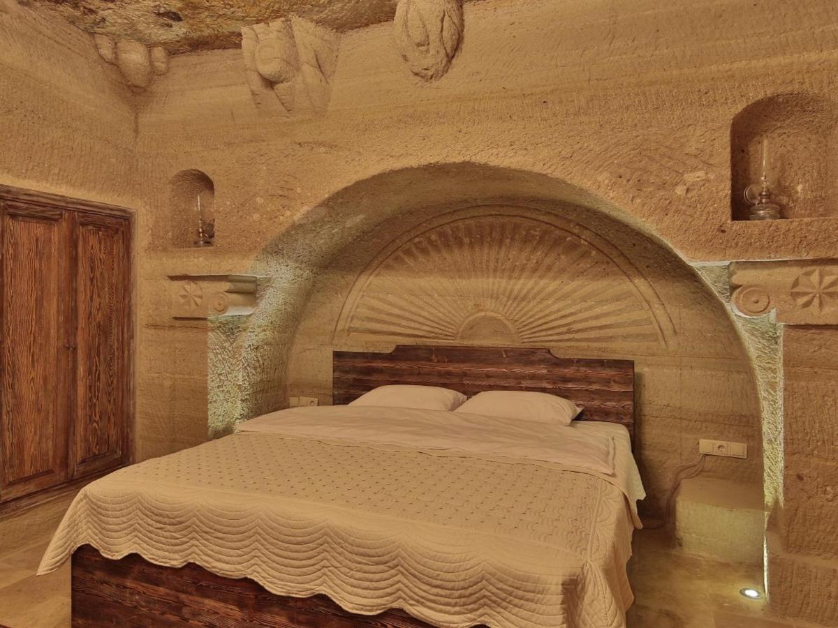 Family Cave Suite Hotel Гореме Номер фото